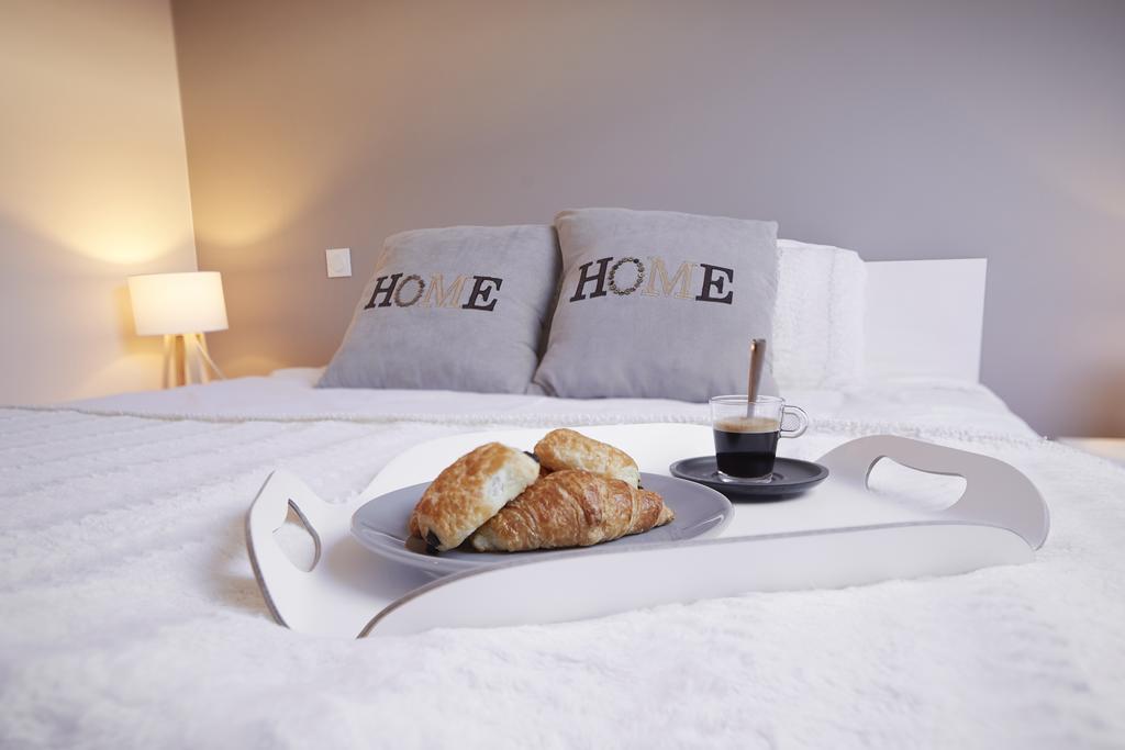 Au Coeur De Nantes Apartment Bagian luar foto